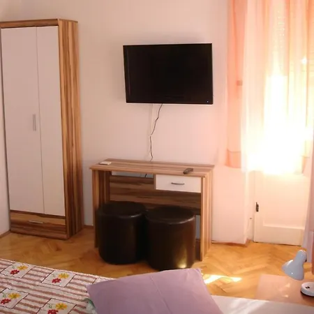 Firule Center Rooms Split Room photo